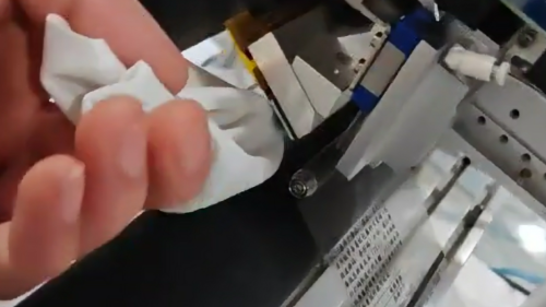 Jak czyścić i utrzymać głowicę drukarską w drukarce TTO?
